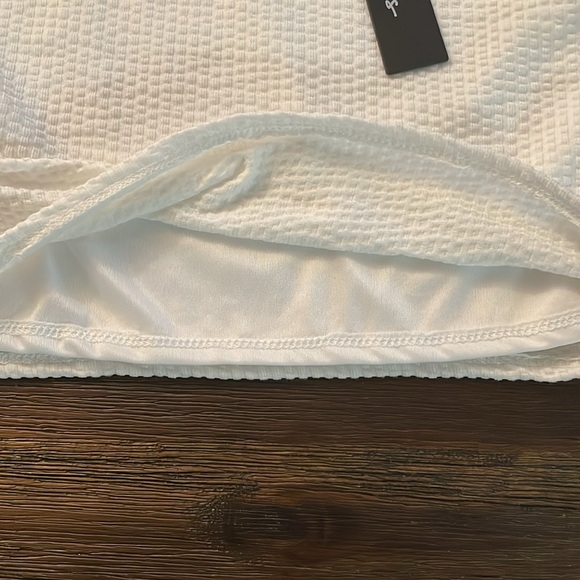 Lulu’s Hey, Cutie Ivory Crinkled Tie-Strap Tank Top Medium NWT - Picture 5 of 14